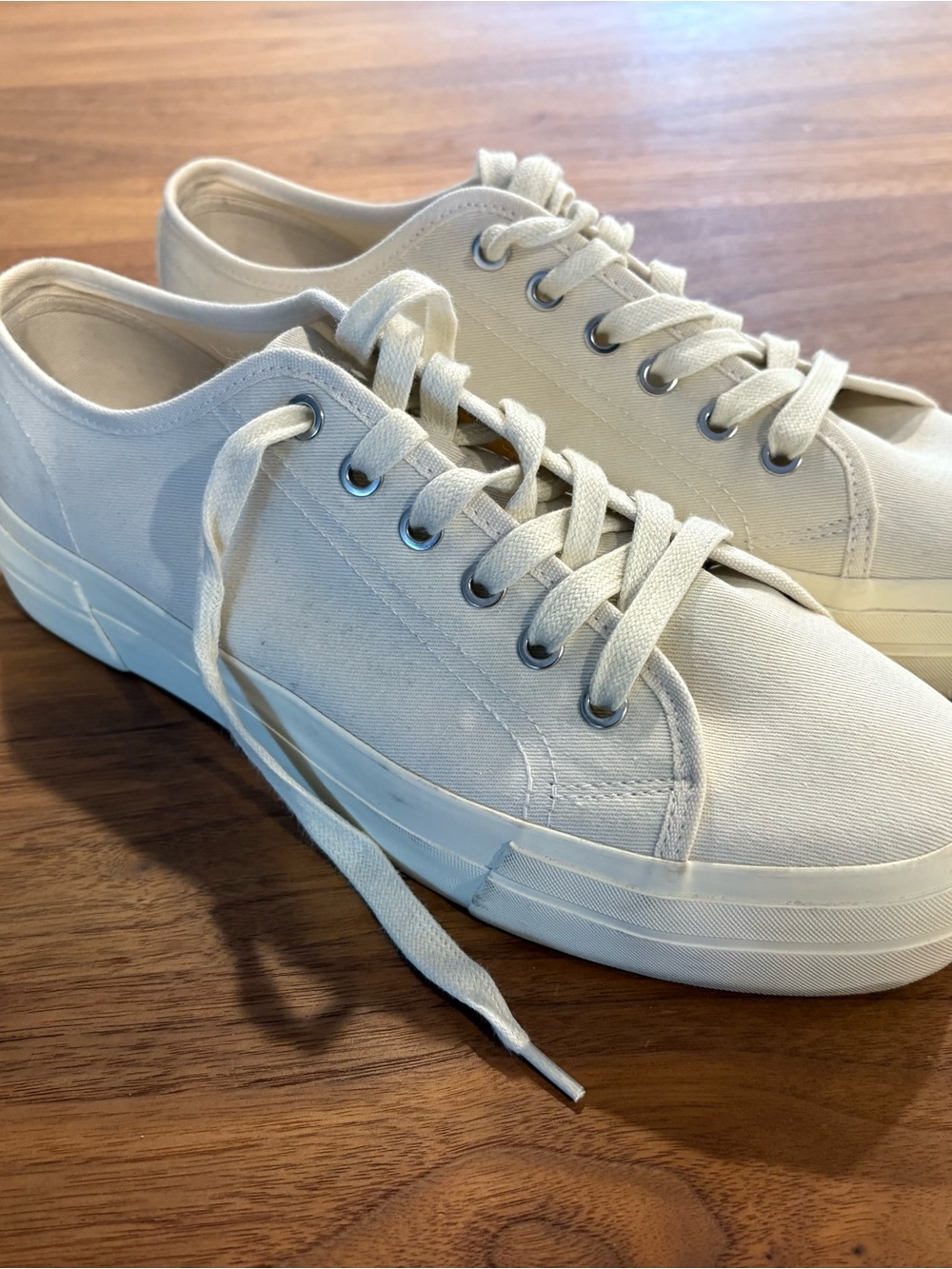 Vagabond Low-Top Canvas Sneakers in Cream never worn